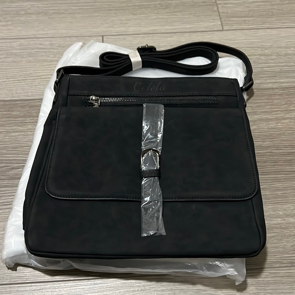 Crossbody purse